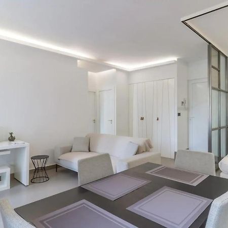 Private Apartment Located In The "Carre D'Or Nice" Экстерьер фото