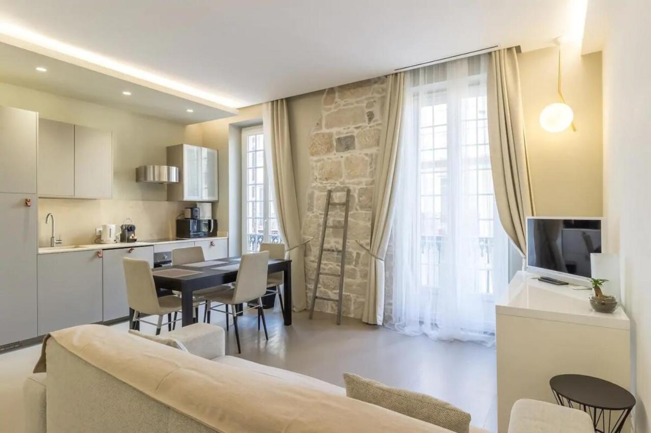Private Apartment Located In The "Carre D'Or Nice" Экстерьер фото